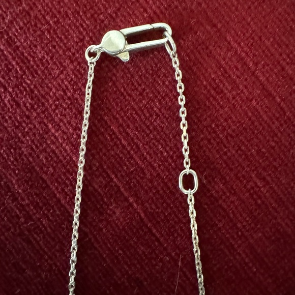 GUCCI Sterling Silver "Trademark" Heart and Butterfly Necklace, 18" chain . - Picture 12 of 15